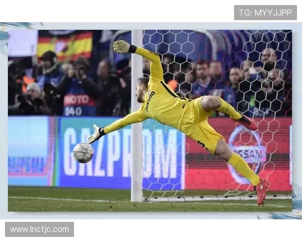 足球比赛中的门将防守与指挥作用