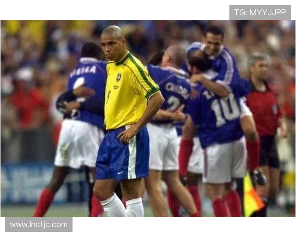 Air Force 1世界杯潮流文化跨界盛宴全面解析深度观察